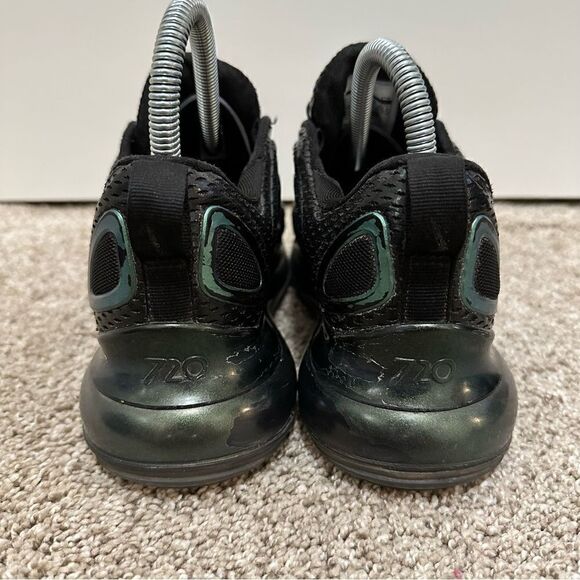 Nike Air Max 720 Throwback Future Black Laser AQ3196-003 Size 4.5Y - Picture 5 of 9